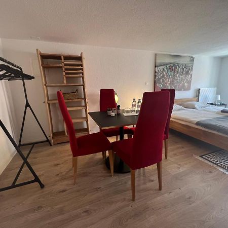 Appartement En Vieille Ville De 포렌트루이 외부 사진
