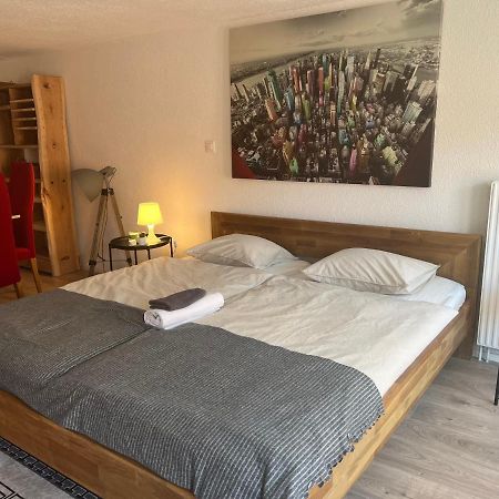 Appartement En Vieille Ville De 포렌트루이 외부 사진